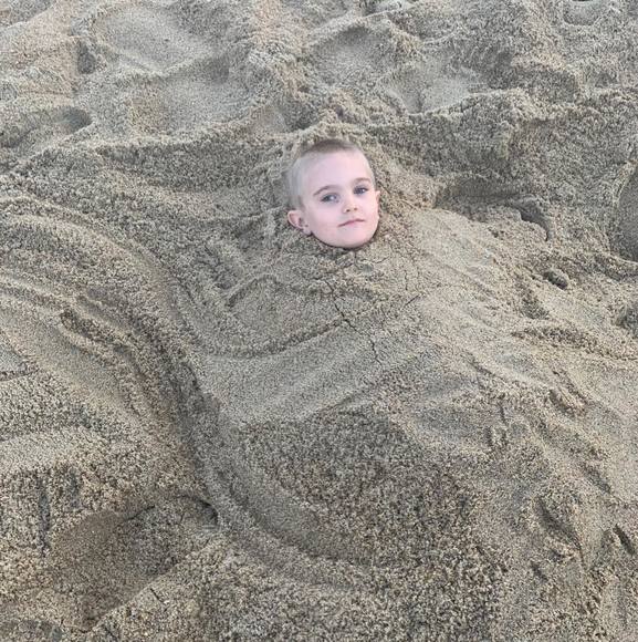 Meet your Posher, Kristin - Picture 1 of 1